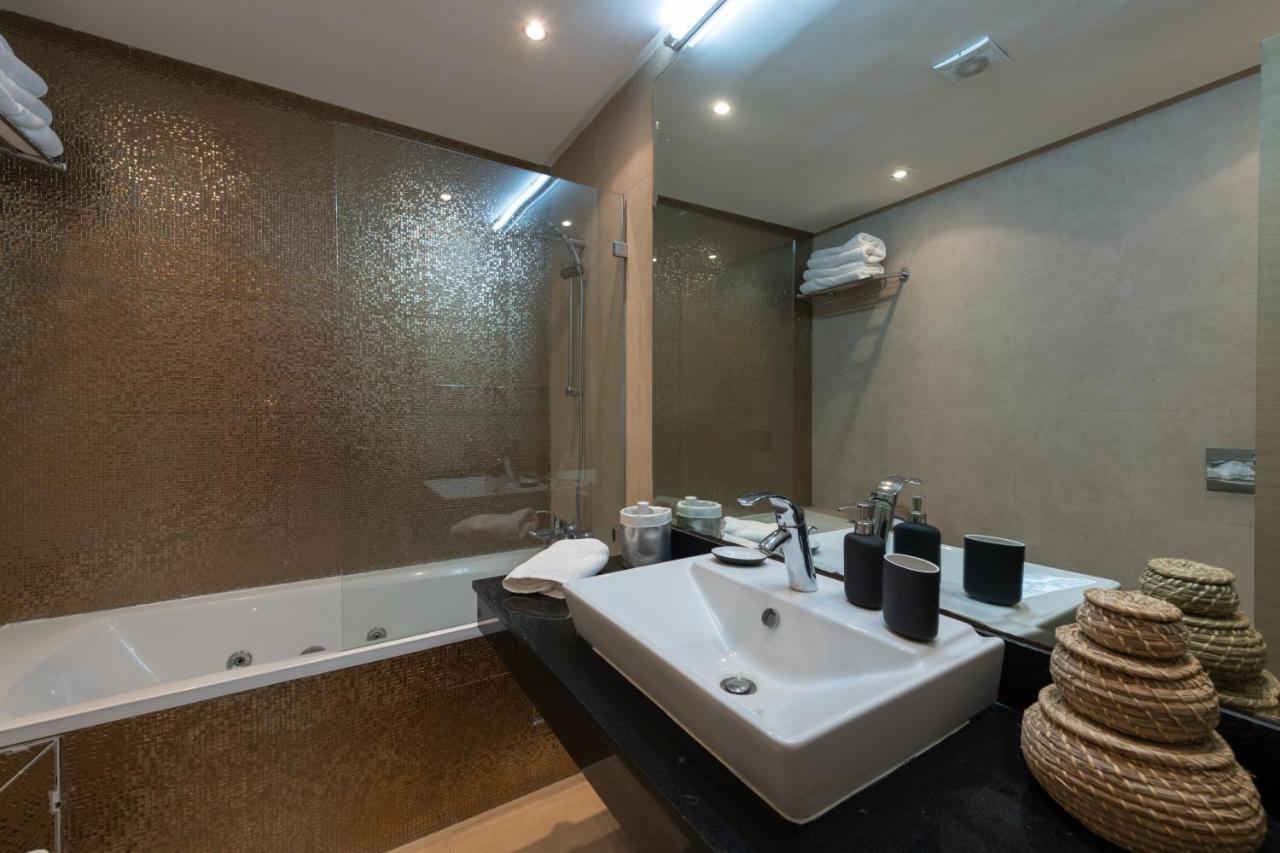 Appartement 300M2 Vue Sur Ocean Prestigia - Plage Des Nations ساليه المظهر الخارجي الصورة